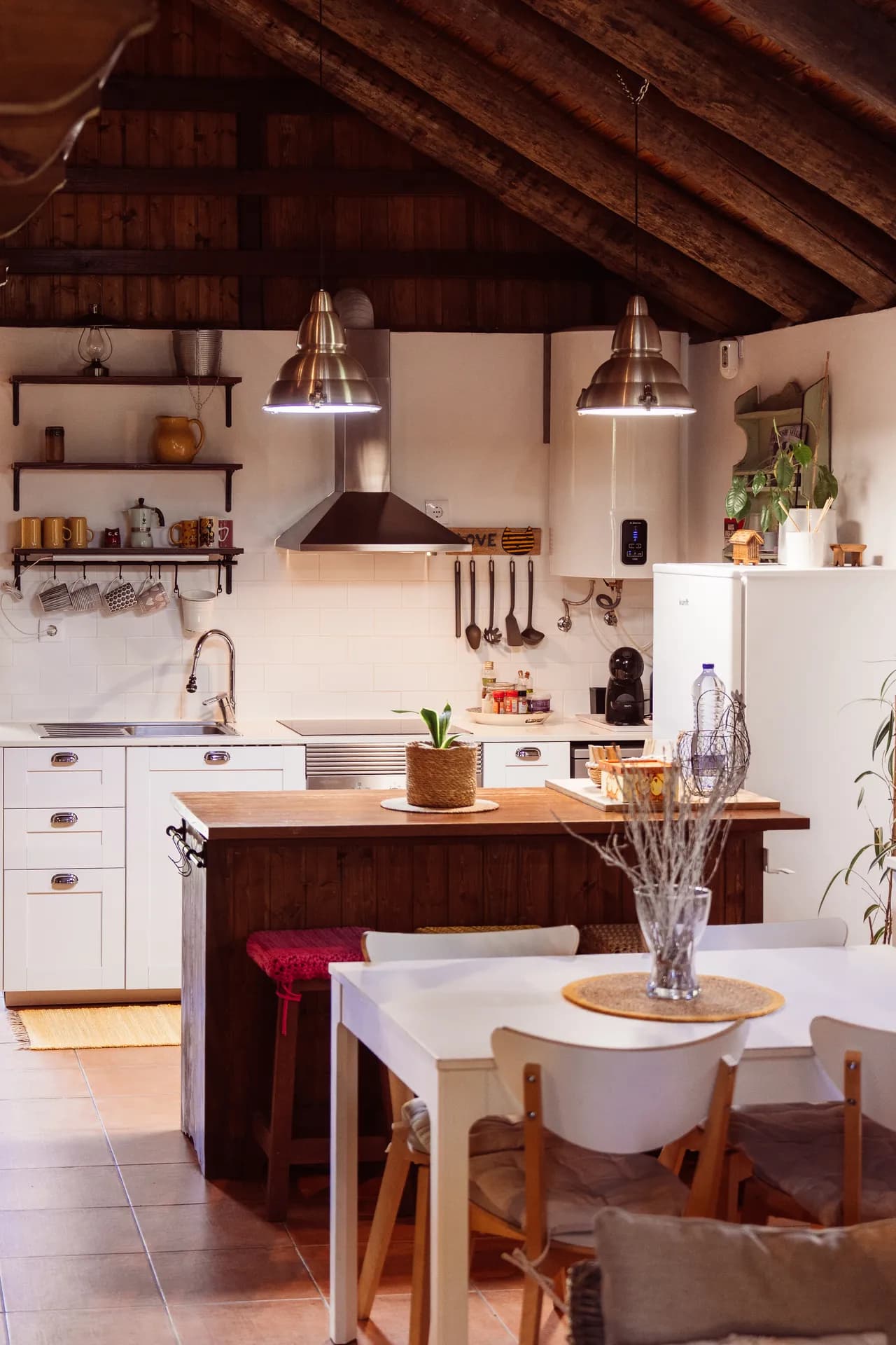 Cozinha e zona de refeições